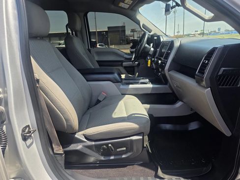 Used 2019 Ford F150 XLT w/ Equipment Group 302A Luxury AWD/4WD image 17