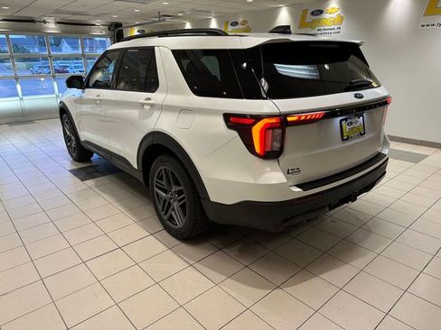 Used 2025 Ford Explorer ST-Line w/ Premium Package AWD/4WD image 25