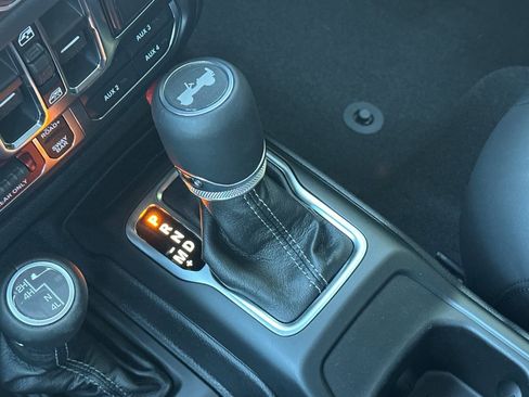 New 2026 Jeep Wrangler Unlimited Rubicon AWD/4WD image 20