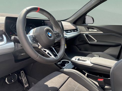 Used 2026 BMW X1 M35i w/ Technology Package AWD/4WD image 20