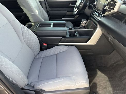 Used 2022 Toyota Tundra SR5 image 12