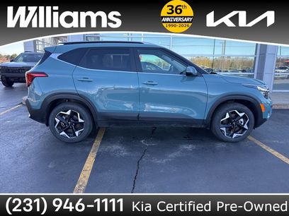 Used 2025 Kia Seltos EX w/ EX Sunroof Package