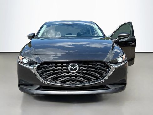 Used 2021 MAZDA MAZDA3 s FWD image 2