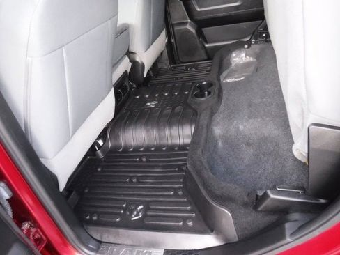 Used 2014 RAM 1500 Express image 33