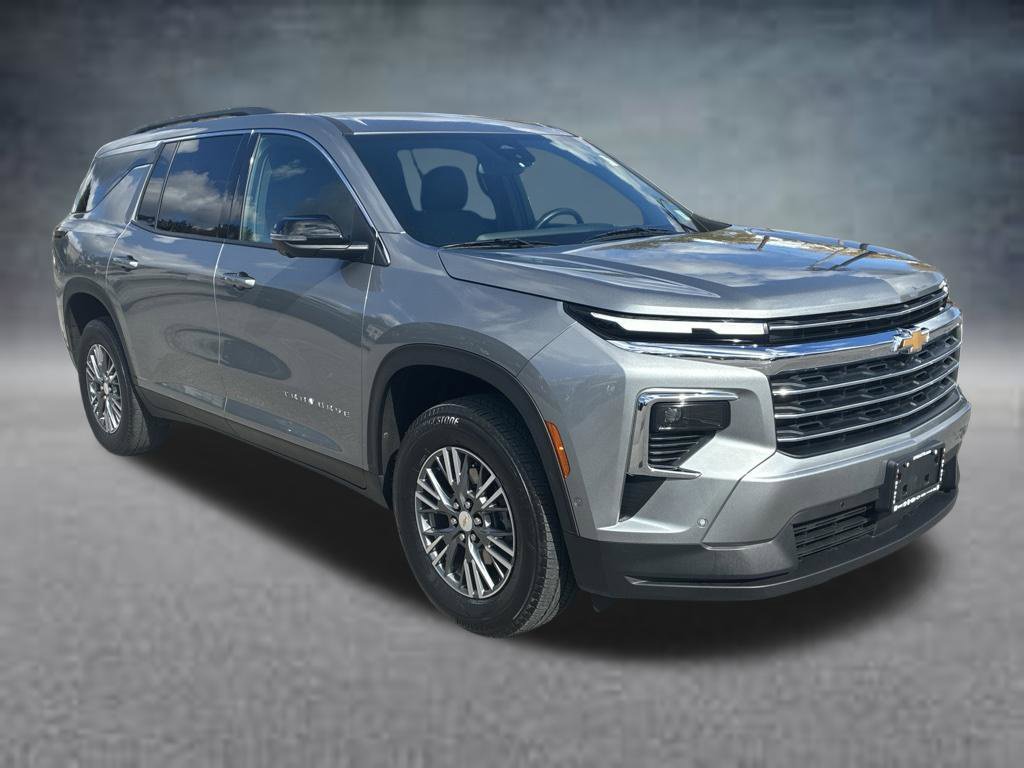 Used 2024 Chevrolet Traverse LT w/ Enhanced Driving Package AWD/4WD image 8