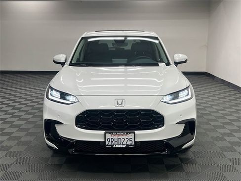 Used 2025 Honda HR-V EX-L image 3