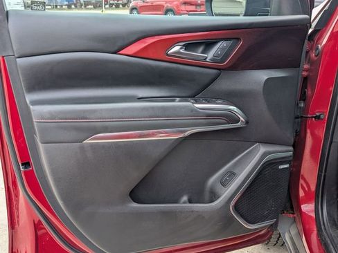 Used 2024 Chevrolet Traverse Z71 w/ Enhanced Driving Package image 10