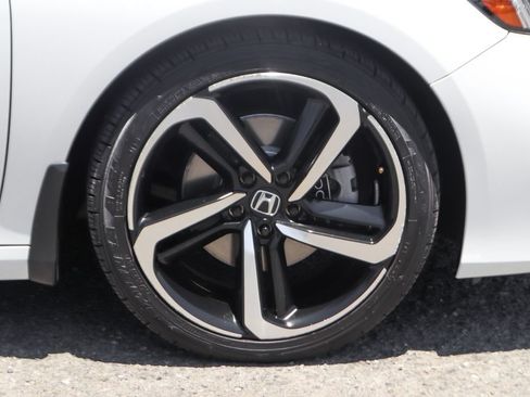 Used 2022 Honda Accord Sport image 38