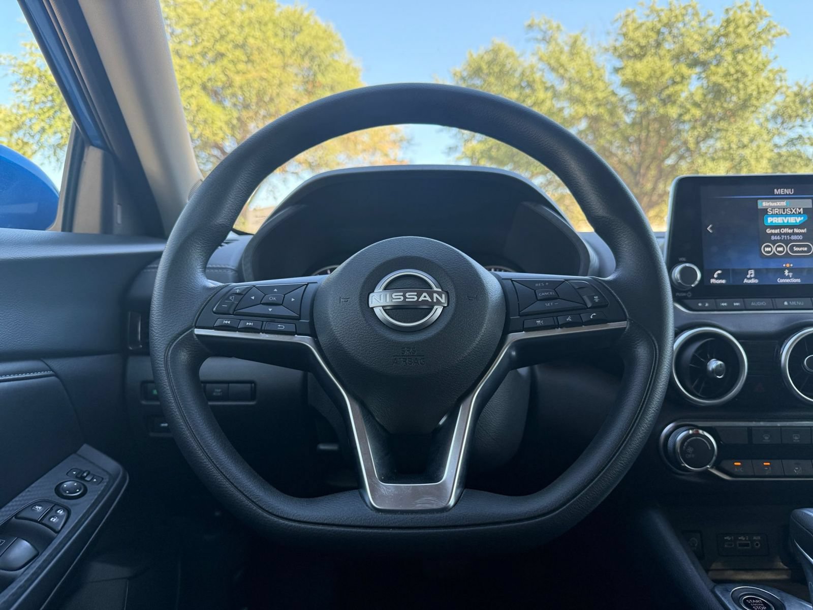 Used 2025 Nissan Sentra SV FWD image 27