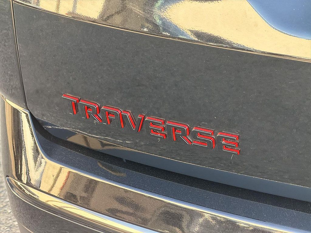 Used 2023 Chevrolet Traverse Premier w/ Redline Edition FWD image 32