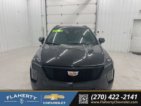 Used 2024 Cadillac XT4 Sport image 7