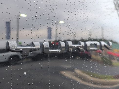 Certified 2023 GMC Yukon SLT w/ SLT Premium Package image 32