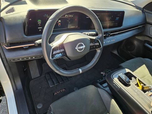 Used 2023 Nissan Ariya FWD image 18