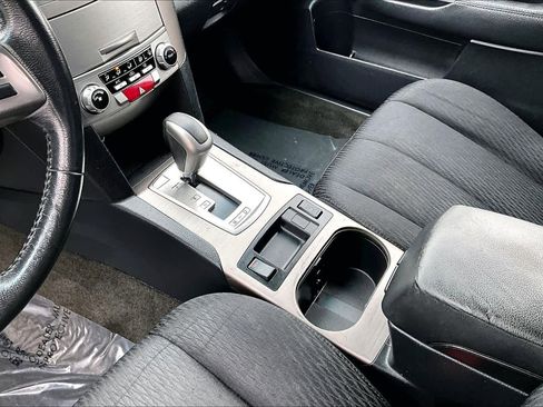 Used 2012 Subaru Legacy 2.5i Premium w/ All-Weather Pkg image 16