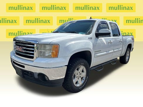 Used 2012 GMC Sierra 1500 SLE w/ All-Terrain Package AWD/4WD image 4