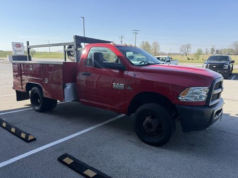 Used 2013 RAM 3500 Tradesman w/ Chrome Appearance Group image 3