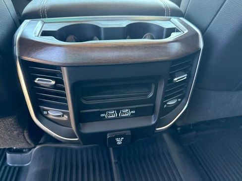 Used 2022 RAM 2500 Laramie AWD/4WD image 22