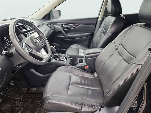 Used 2017 Nissan Rogue SL image 34