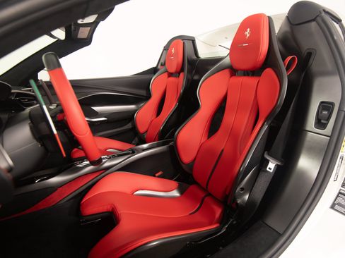 Used 2025 Ferrari 296 GTS RWD image 22