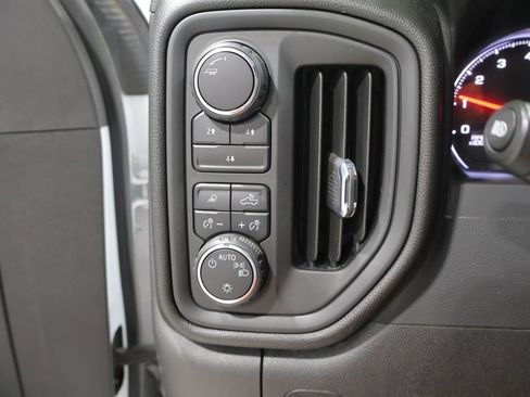 Used 2024 Chevrolet Silverado 3500 W/T AWD/4WD image 25