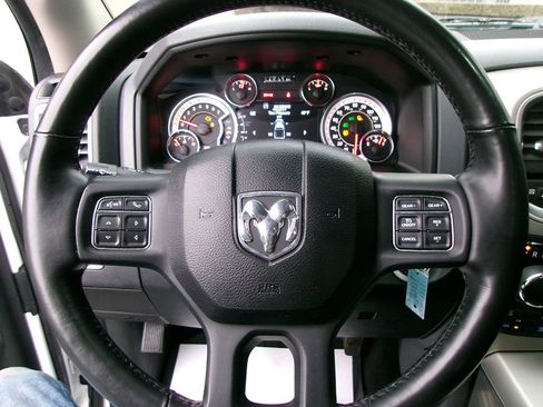 Used 2018 RAM 1500 Big Horn image 22