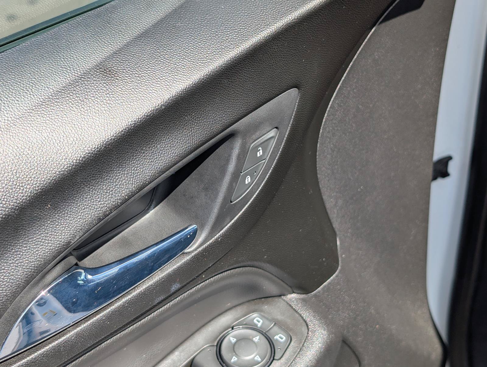 Used 2020 Chevrolet Equinox LT FWD image 15