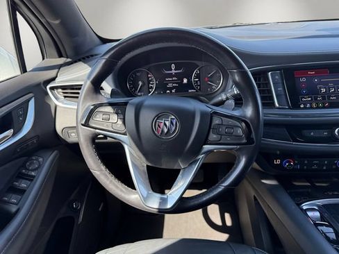 Used 2024 Buick Enclave Premium AWD/4WD image 10