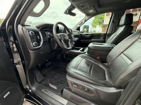 Used 2022 GMC Sierra 2500 Denali w/ Denali Ultimate Package AWD/4WD image 7