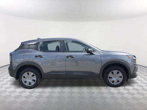 Used 2025 Nissan Kicks S FWD image 16