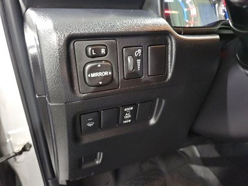 Used 2019 Toyota 4Runner SR5 image 15