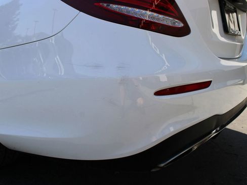 Used 2019 Mercedes-Benz E 300 image 42