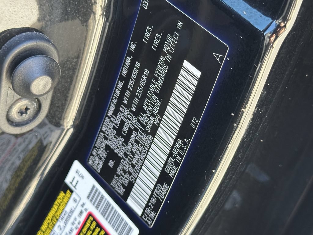 Used 2022 Toyota Highlander LE FWD image 39