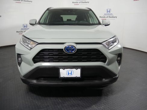 Used 2021 Toyota RAV4 XLE Premium AWD/4WD image 2