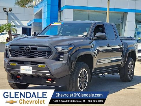 Used 2025 Toyota Tacoma TRD Sport RWD image 15