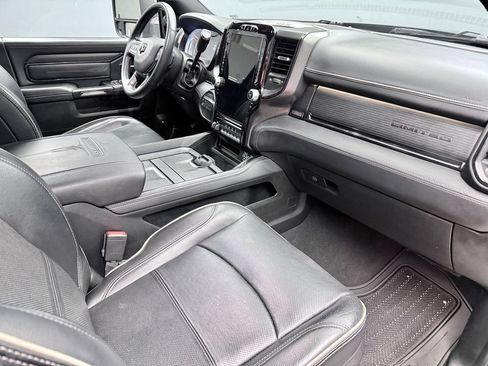 Used 2024 RAM 2500 Limited AWD/4WD image 11
