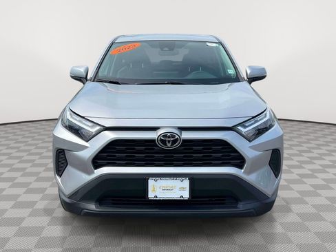 Used 2023 Toyota RAV4 LE AWD/4WD image 2
