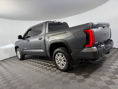 Used 2025 Toyota Tundra SR5 w/ SR5 Convenience Package AWD/4WD image 8