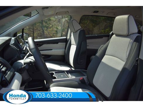 New 2026 Honda Odyssey Touring image 25