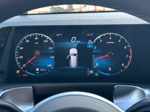 Certified 2023 Mercedes-Benz GLB 250 image 33