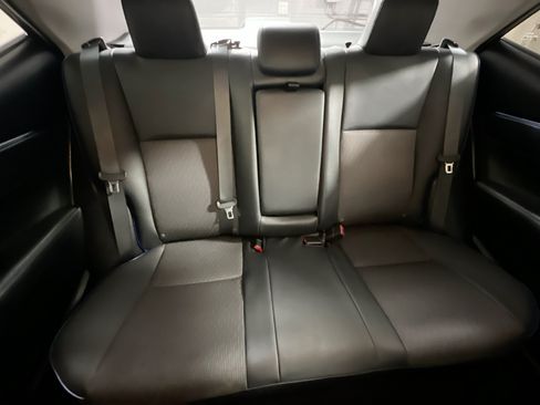 Used 2019 Toyota Corolla SE w/ SE Premium Package FWD image 32