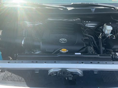 Used 2017 Toyota Tundra Limited image 33