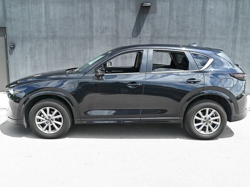 Used 2025 MAZDA CX-5 AWD 2.5 S w/ Preferred Package image 4