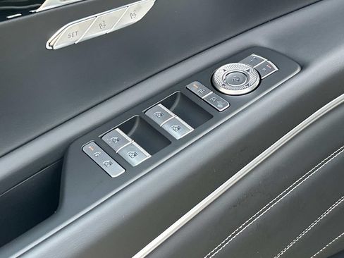 New 2027 Genesis GV80 2.5T AWD/4WD image 19