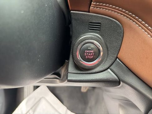Used 2020 Subaru Outback Touring w/ Popular Package #2 AWD/4WD image 10