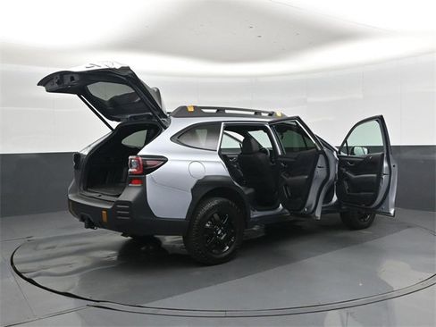 Used 2022 Subaru Outback Wilderness image 46