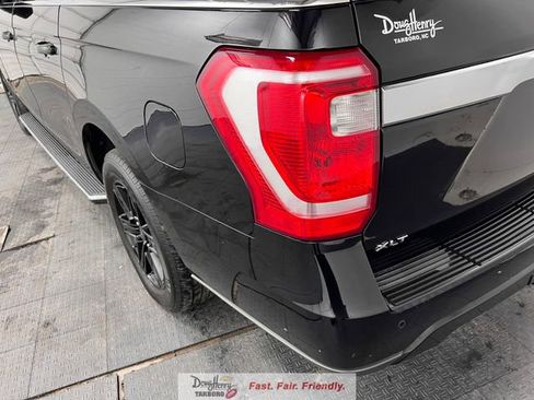 Used 2021 Ford Expedition Max XLT image 12