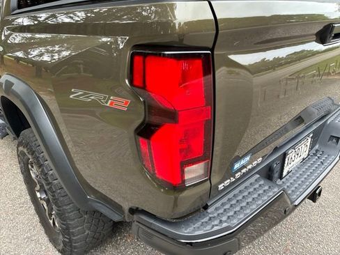 Used 2024 Chevrolet Colorado ZR2 w/ ZR2 Convenience Package III AWD/4WD image 12