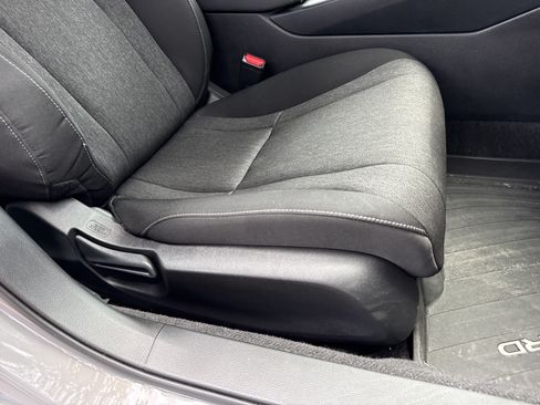 Used 2025 Honda Accord SE image 24