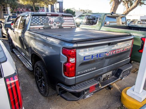 Used 2021 Chevrolet Silverado 1500 LT image 6