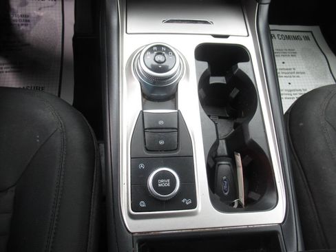 Used 2020 Ford Explorer XLT w/ Comfort Package AWD/4WD image 22